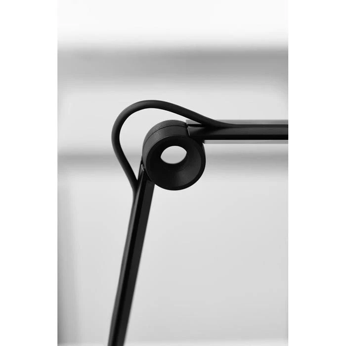 Waldmann Schreibtischlampe PARA.MI FTL 102 R LED, Dimmbar, Schwarz, Doppelgelenkarm, Rund 6 Waldmann Schreibtischlampe PARA.MI FTL 102 R LED, Dimmbar, Schwarz, Doppelgelenkarm, Rund – Bild 4