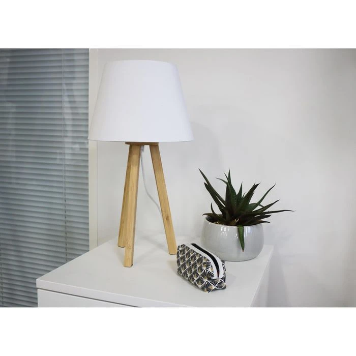Unilux Schreibtischlampe Katy LED, Holz, Mit Standfuß 7 Unilux Schreibtischlampe Katy LED, Holz, Mit Standfuß – Bild 5