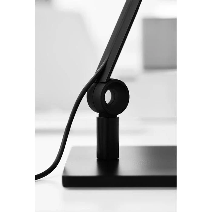 Waldmann Schreibtischlampe PARA.MI FTL 102 R LED, Dimmbar, Schwarz, Doppelgelenkarm, Rund 7 Waldmann Schreibtischlampe PARA.MI FTL 102 R LED, Dimmbar, Schwarz, Doppelgelenkarm, Rund – Bild 5